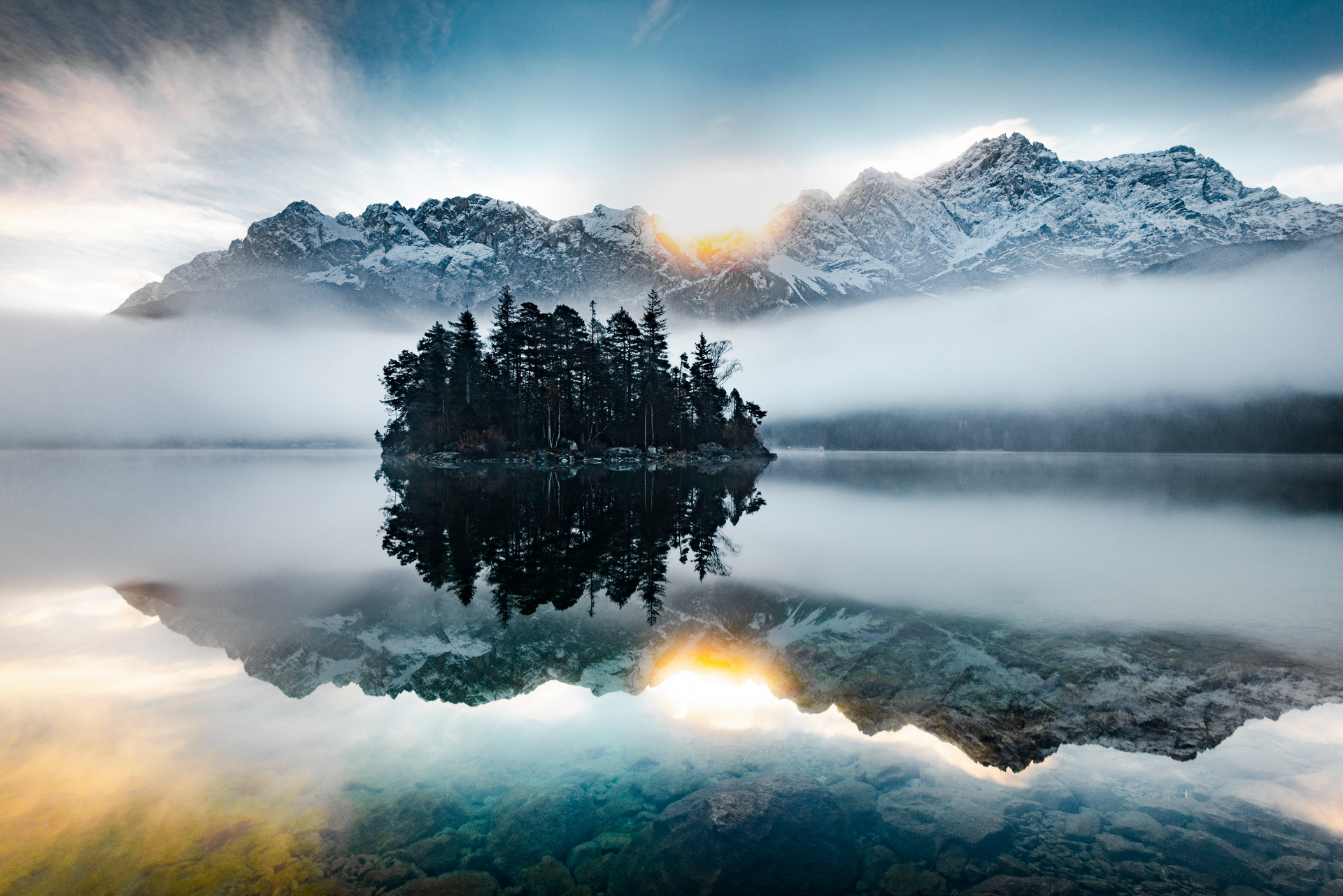 Herbstnebel am Eibsee